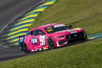 NASCAR Brasil: Dudu Barrichello escala pelotão e vence corrida 2 em Interlagos