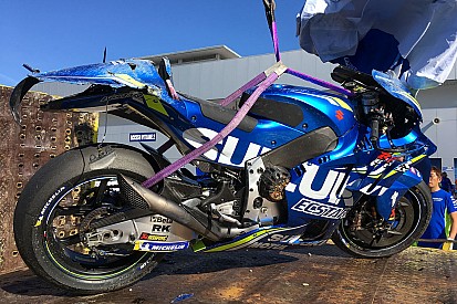 Mir acaba en el centro médico tras su primera caída en MotoGP