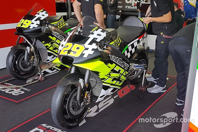 In casa Aprilia inizia l'era di Andrea Iannone: ecco la livrea per i test di Valencia