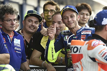 Valentino: "Intanto confermiamoci domani, poi penseremo alle prossime gare"