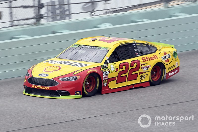 Joey Logano leads Saturday's first Cup practice at Homestead