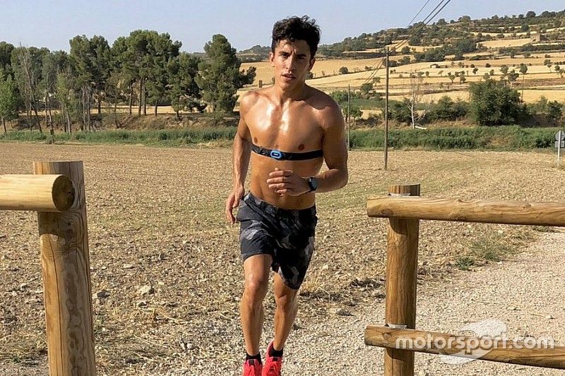 Marc Márquez, entrenando en sus vacaciones