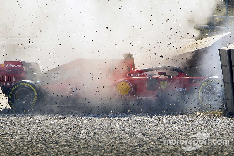ベッテルのクラッシュにより、フェラーリのテスト計画に変更が発生