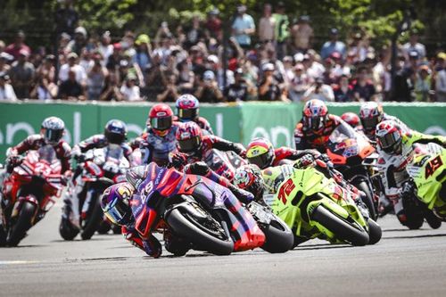 MotoGP no quiere limitar el número de motos por fabricante 
