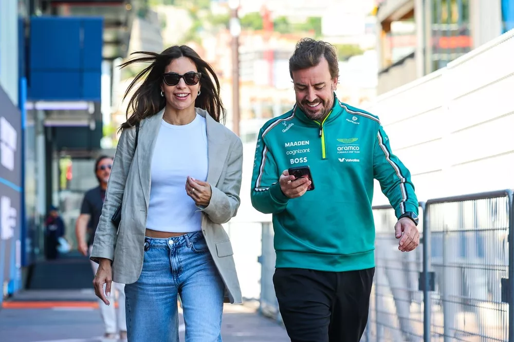 Fernando Alonso, Aston Martin F1 Team, Melissa Jim&eacute;nez