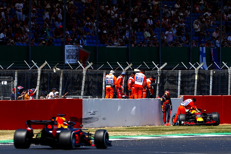 Verstappen: Pole mücadelesinde olmayacağız