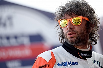 Brutto episodio al Monza Rally Show: Perico mette le mani in faccia a Pirollo!