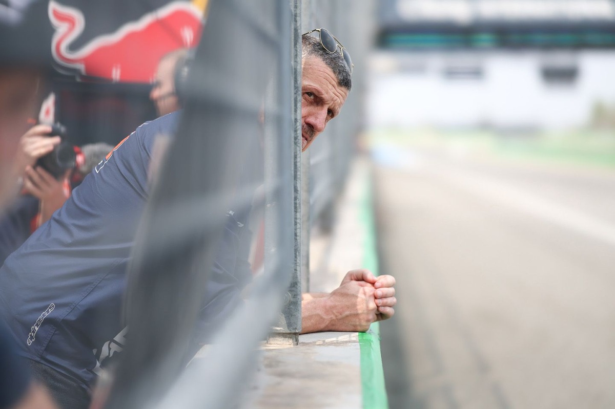 Steiner : En MotoGP "il faut écouter avant de parler"