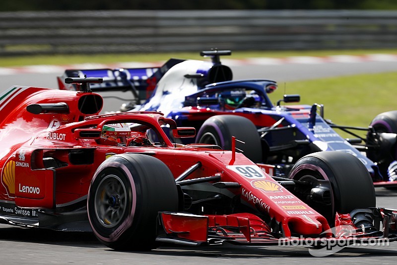 Andretti: F1 takımları, misafir sürücüler için üçüncü bir aracı tutmalı
