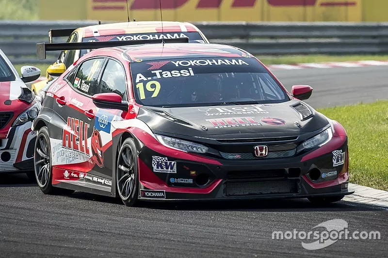 Attila Tassi, KCMG Honda Civic Type R TCR