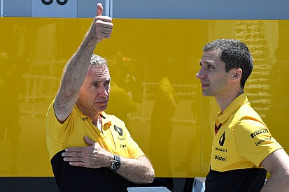 Bell: Malezya GP, Renault için 'uyanma çağrısı' oldu
