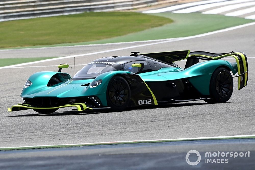 Aston Martin Valkyrie AMR PRO