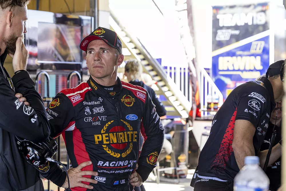 Lee Holdsworth, Grove Racing Ford