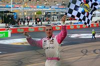 Phoenix szczęśliwe dla Cindrica