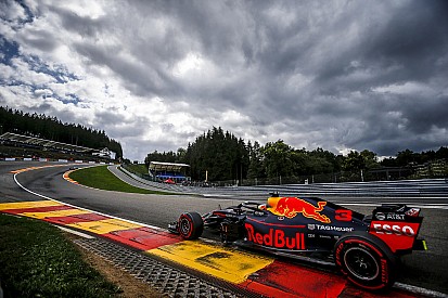 Ricciardo egyszerűen „elmenekült” Verstappen és a Honda miatt?