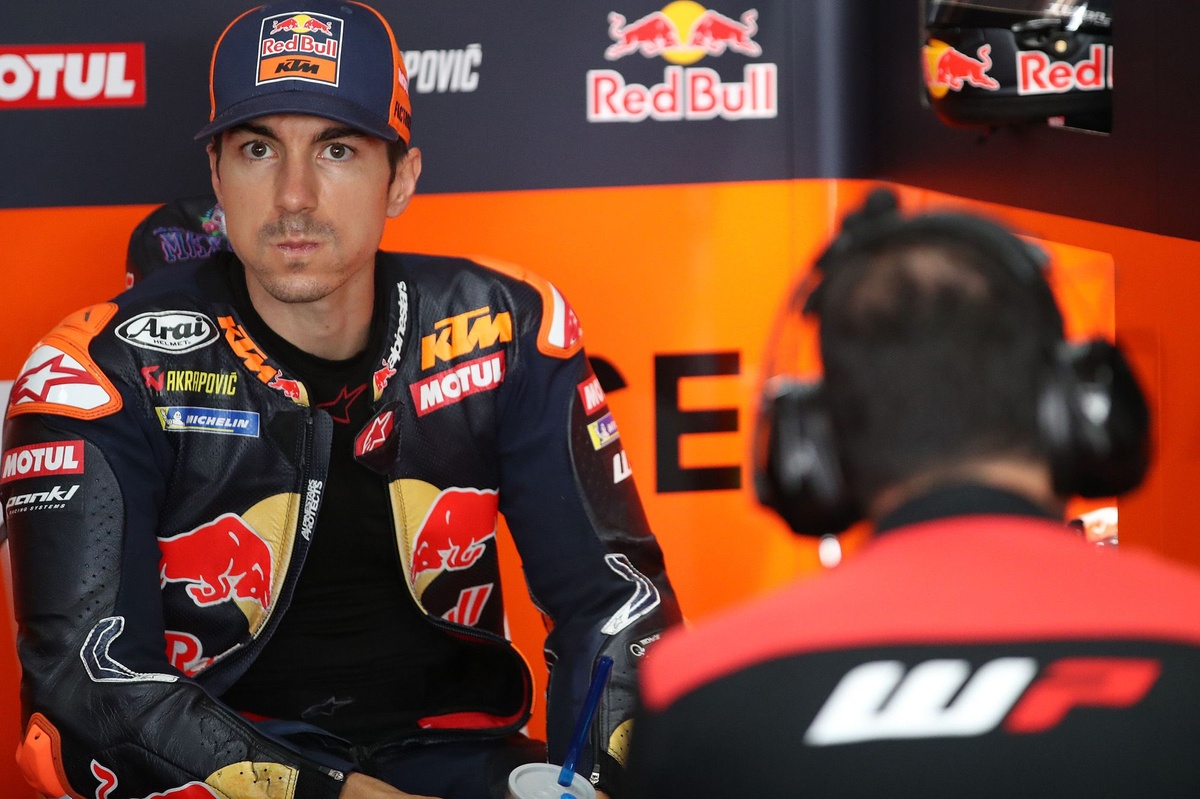 Maverick se plantea parar y recuperarse aunque se pierda el resto de la temporada 