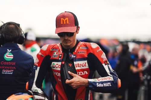 MotoGP: Marini sofre lesão grave durante treinos no Japão
