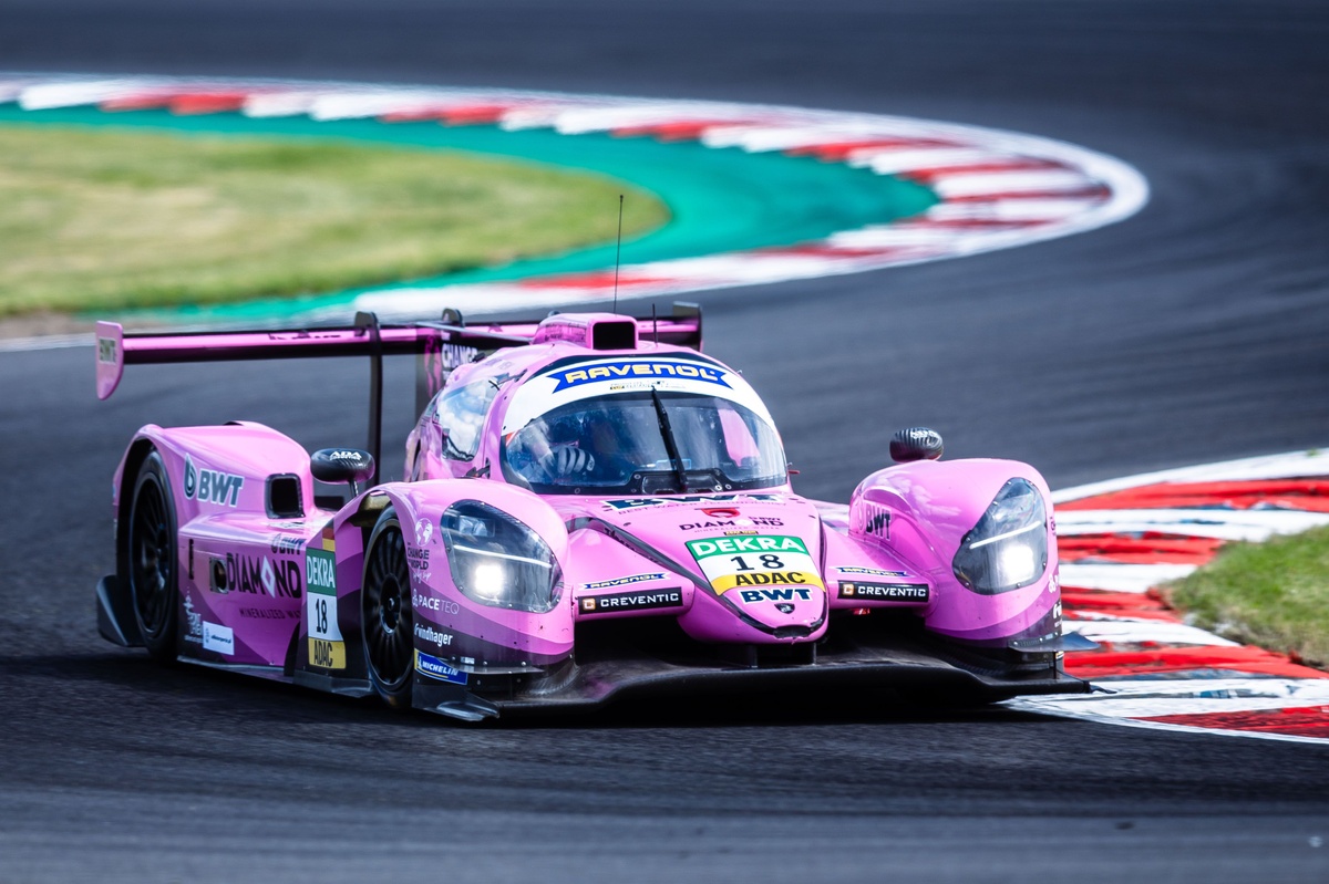 Angelard ponownie na podium