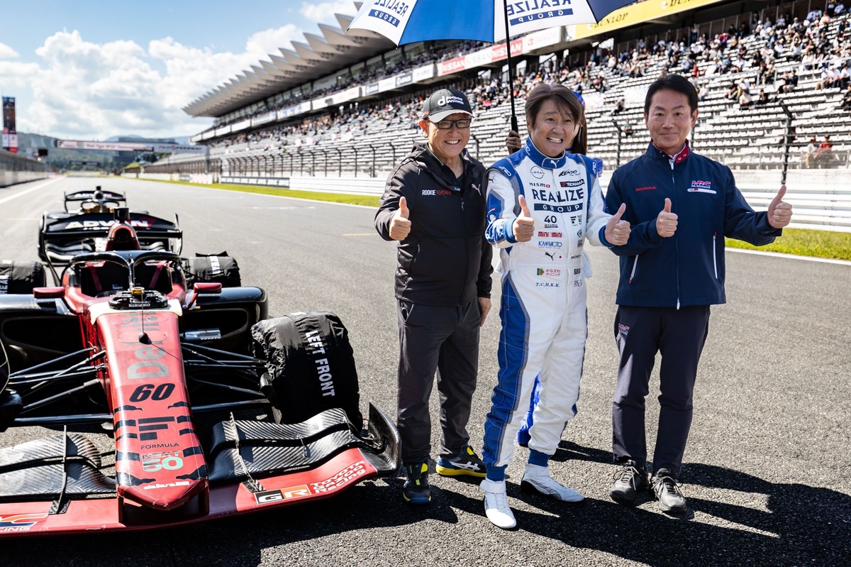 近藤真彦がスーパーフォーミュラの最新テスト車両で”シビレる