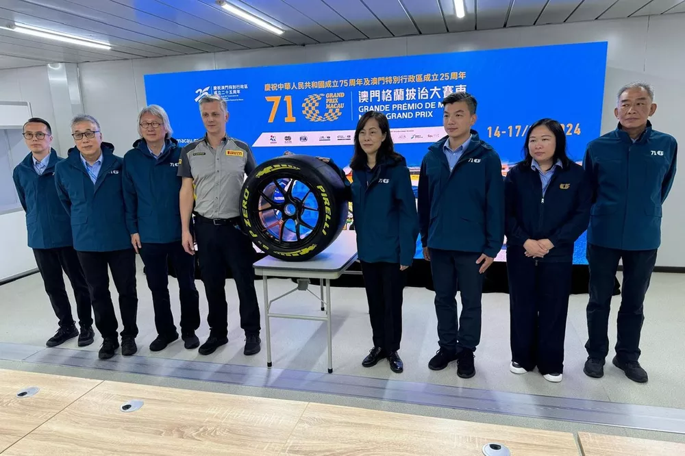 Pirelli dona una gomma speciale al Museo di Macao