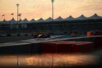 Norris arrasa en la FP2 de Abu Dhabi con Verstappen 2&ordm;, pero lejos y Piastri hundido