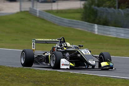 Lando Norris megnyerte a harmadik nürburgringi F3-as futamot is