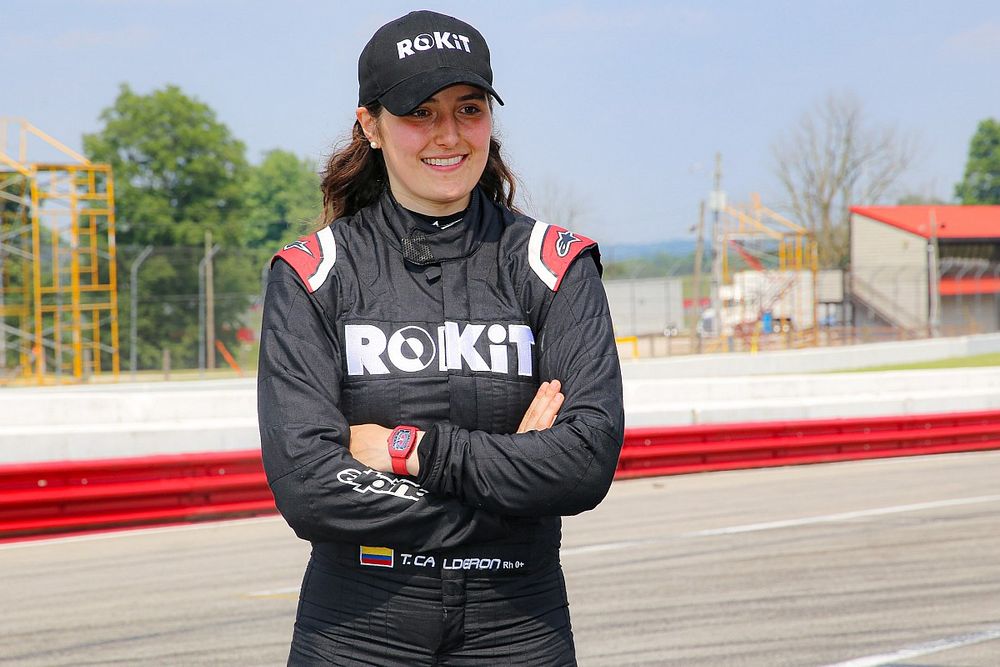 Tatiana Calderón, A.J. Foyt Enterprises