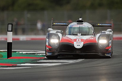 Toyota de Alonso vence 3ª seguida pelo mundial de endurance