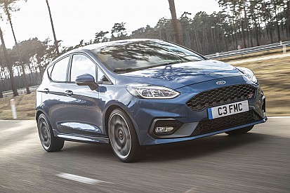 Tesla: Ford не переживе наступний спад
