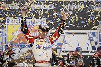 Harvick gana su segunda carrera consecutiva en 2022, ahora en Richmond