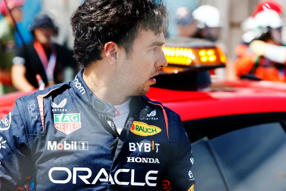 Sergio Perez, Red Bull Racing, après son accident au départ