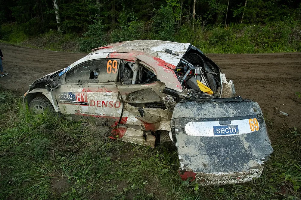 Kalle Rovanperä, Jonne Halttunen, Toyota Gazoo Racing WRT Toyota GR Yaris Rally1 after the crash