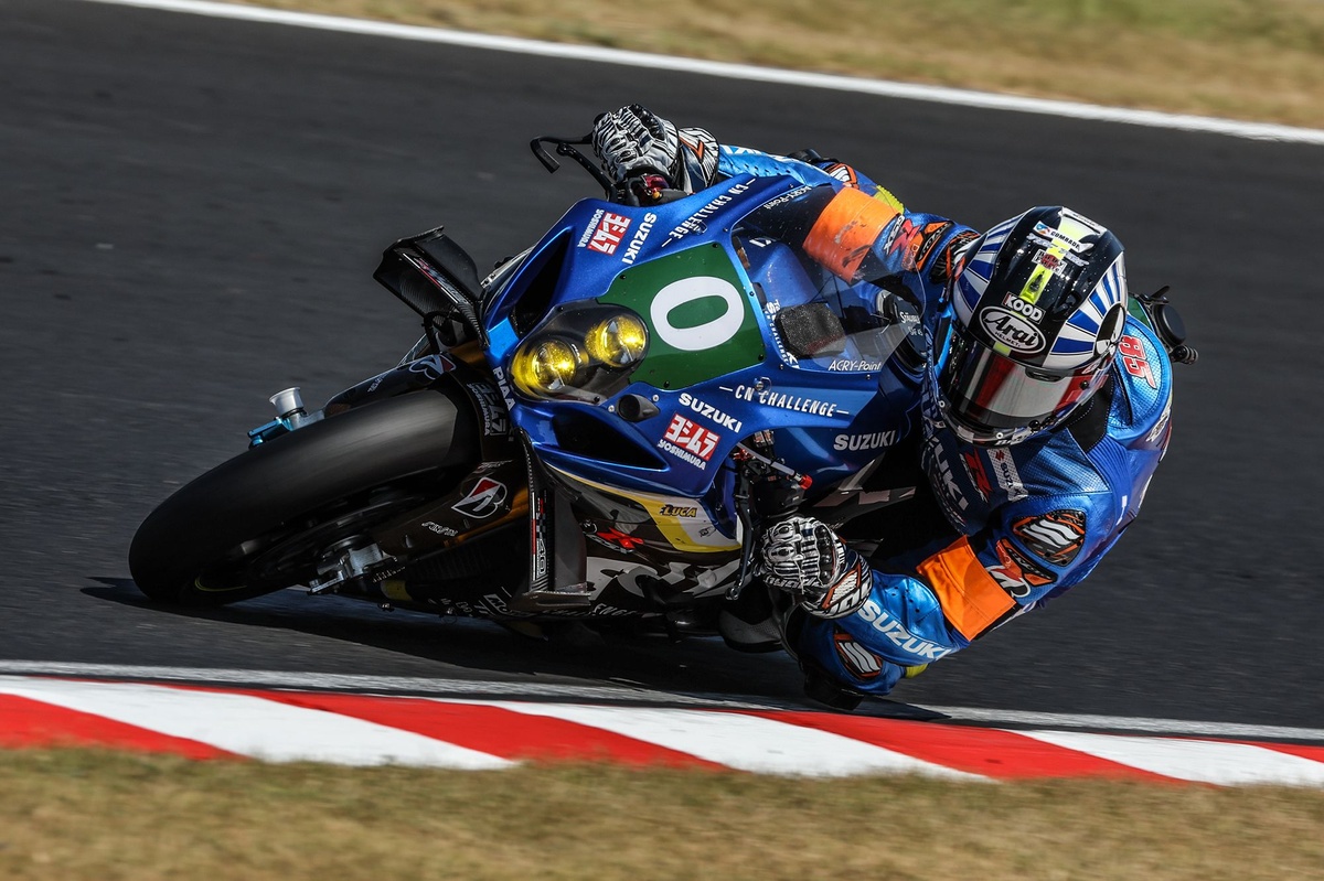 team-suzuki-cn-challenge.jpg