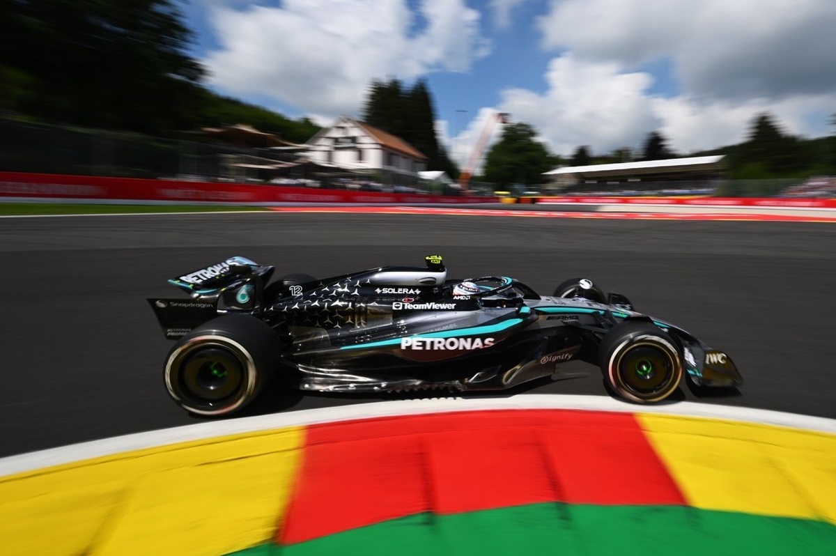F1 | Antonelli fatica con la W16: "Momento duro, devo trovare la luce in fondo al tunnel"
