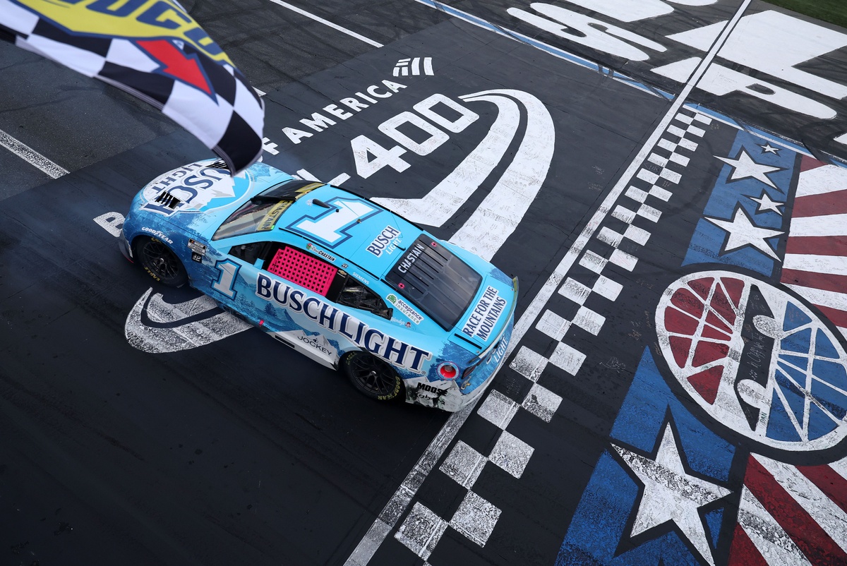Winners and losers from a dizzying elimination race at the Charlotte Roval