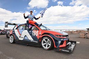 Sordo y Hyundai hacen historia en Pikes Peak; Dumas gana la general