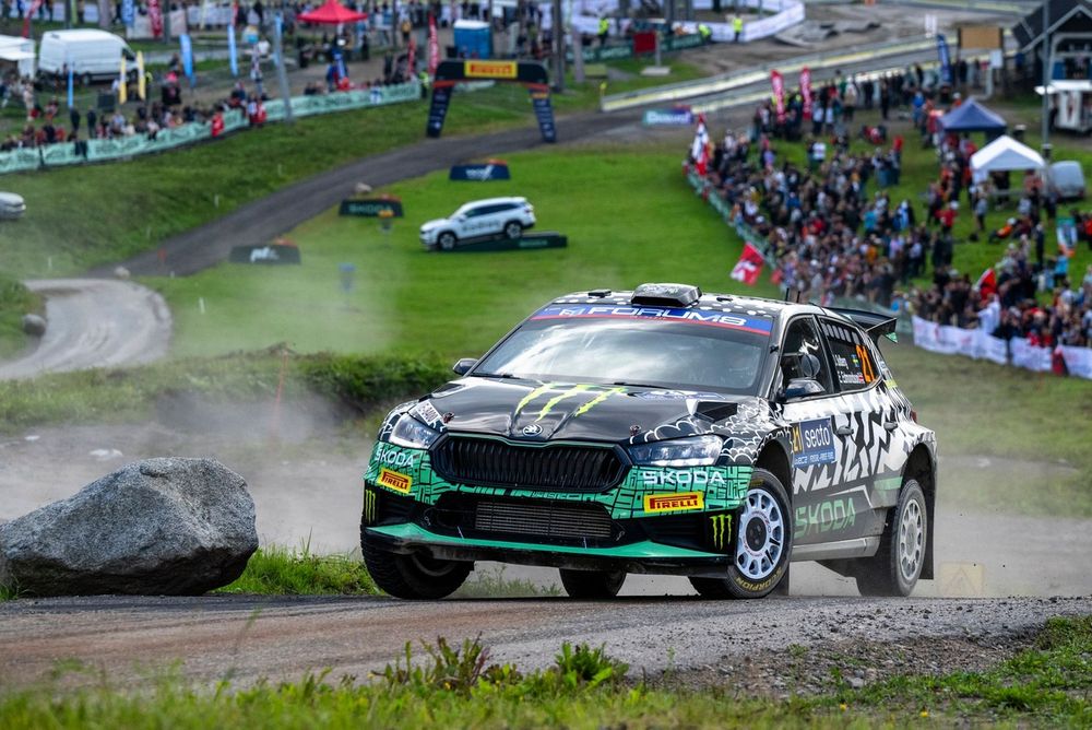 Oliver Solberg, Elliott Edmondson, Toksport WRT Skoda Fabia Evo Rally2
