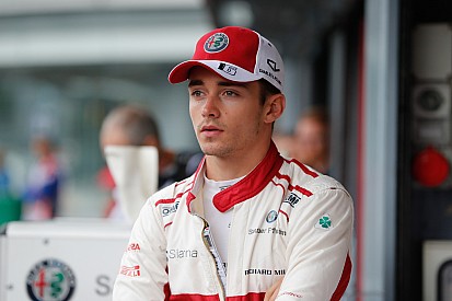 Sauber, Ferrari'nin Raikkonen/Leclerc kararını bekliyor
