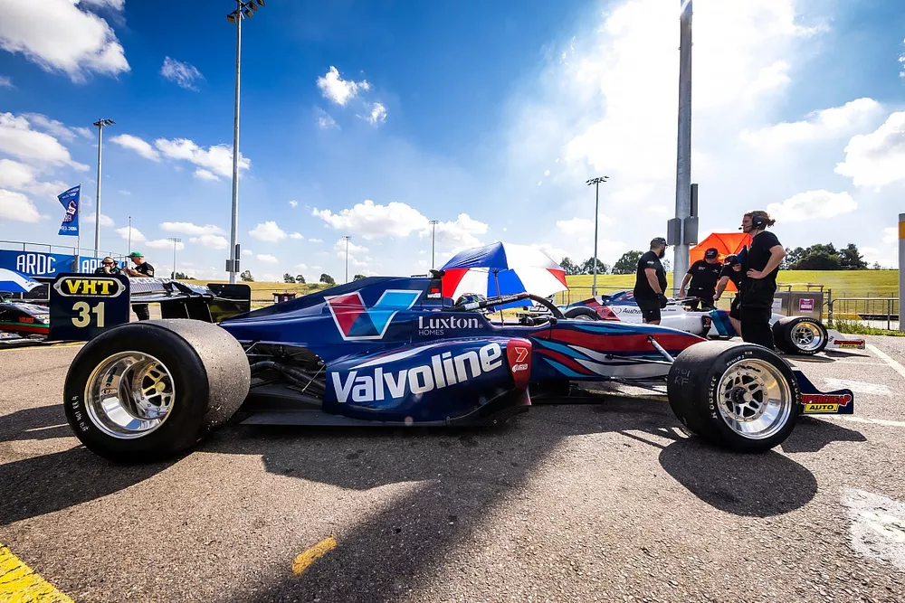 James Golding, Garry Rogers Motorsport