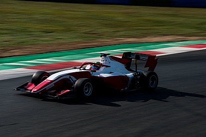 Armstrong lidera el primer test de la nueva FIA F3