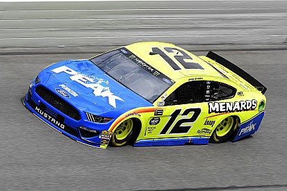 Daytona 500: Ryan Blaney beats Byron for Stage 2 win