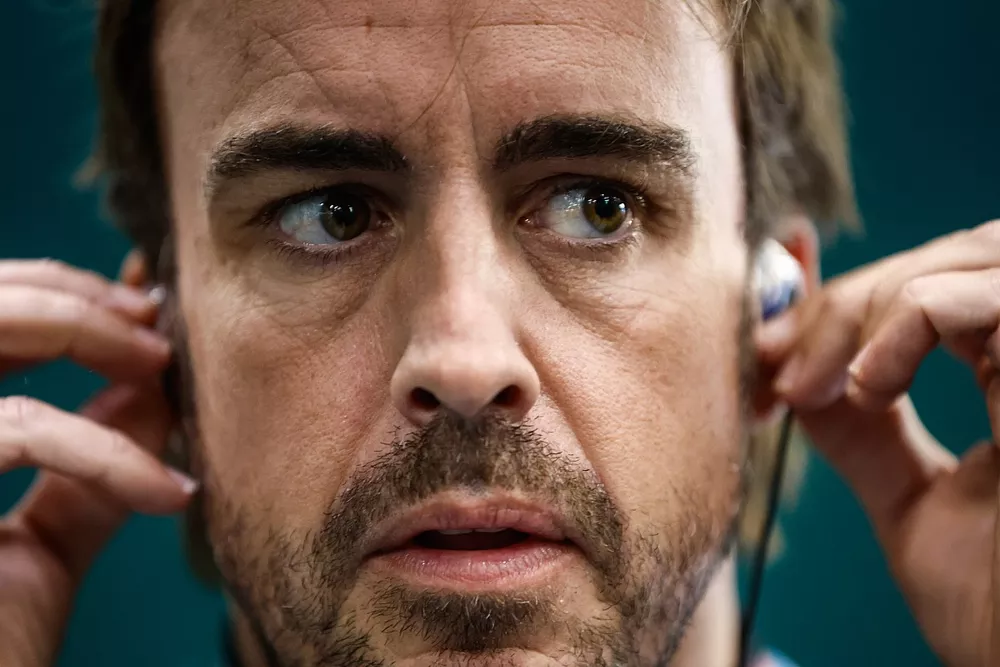 Fernando Alonso, Aston Martin F1 Team