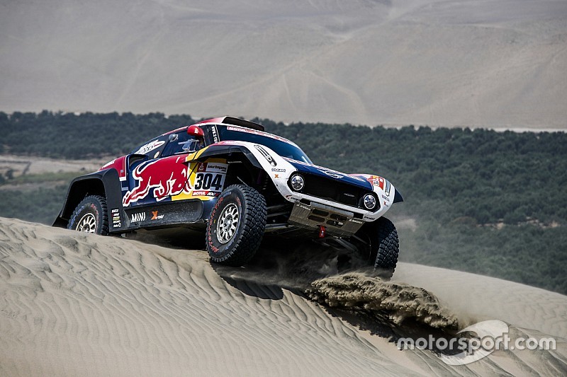 Peterhansel vence estágio em dia problemático para Loeb