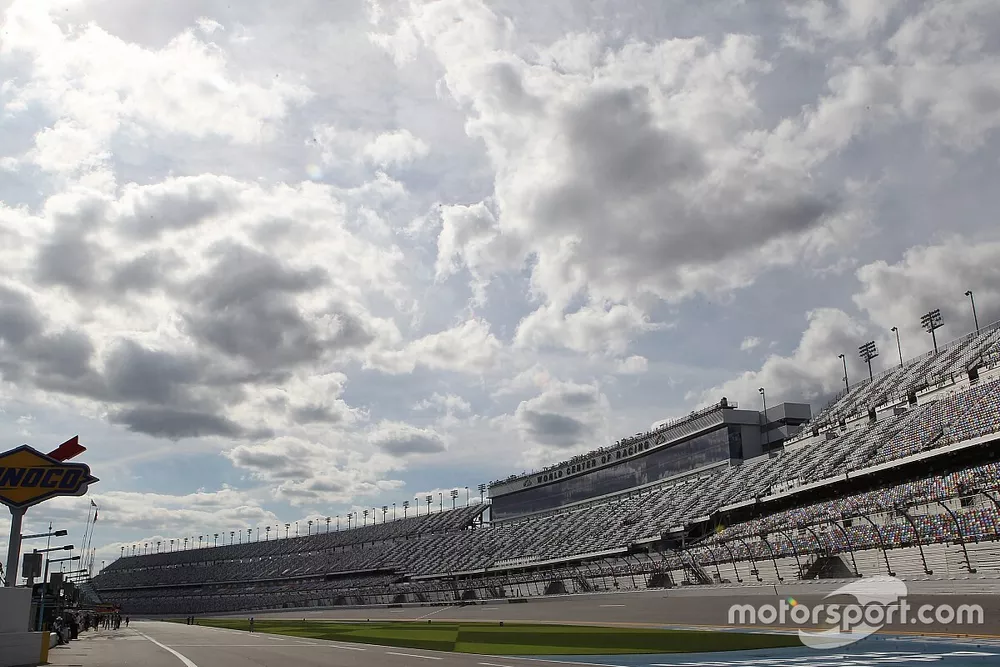 Daytona atmosphere