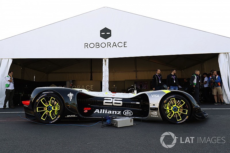 La Roborace di scena all'Autosport International