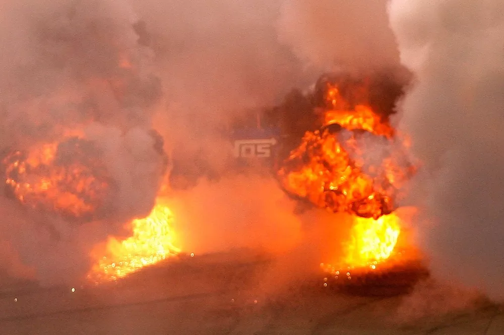 Kyle Busch fiery burnout