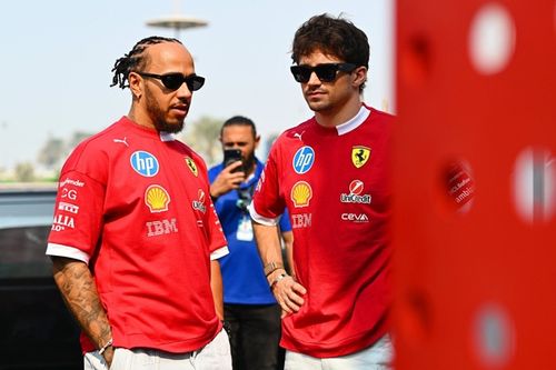Hamilton y Leclerc, libres de criticar p&uacute;blicamente a Ferrari, dice Vasseur