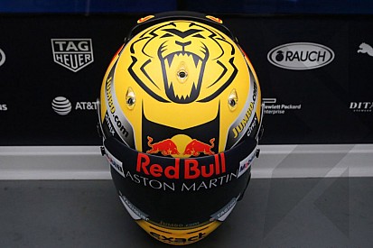 Verstappen bemutatta a 2019-es F1-es sisakfestését: nagyon más
