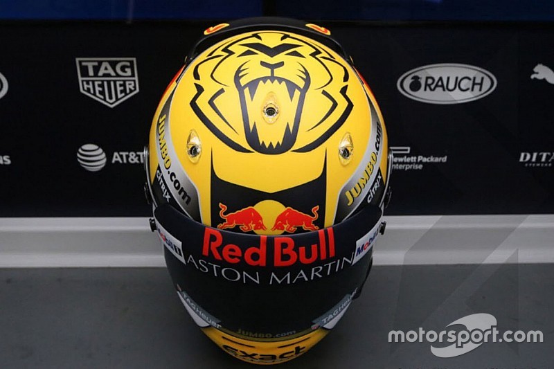 Verstappen bemutatta a 2019-es F1-es sisakfestését: nagyon más
