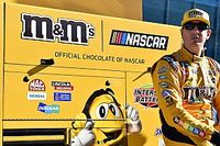 Kyle Busch lidera la primera práctica en Richmond